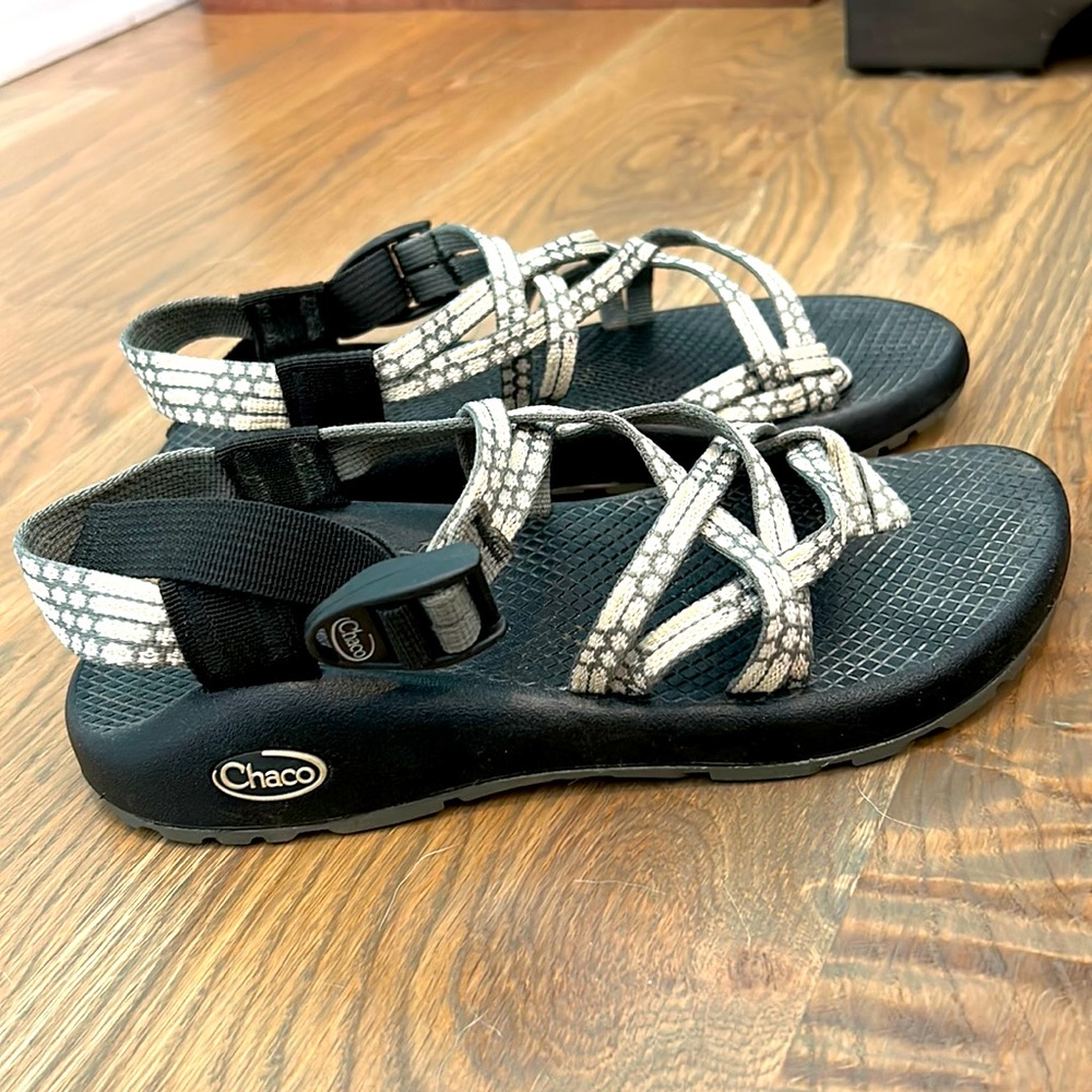 Chaco Womens Sandals - like new